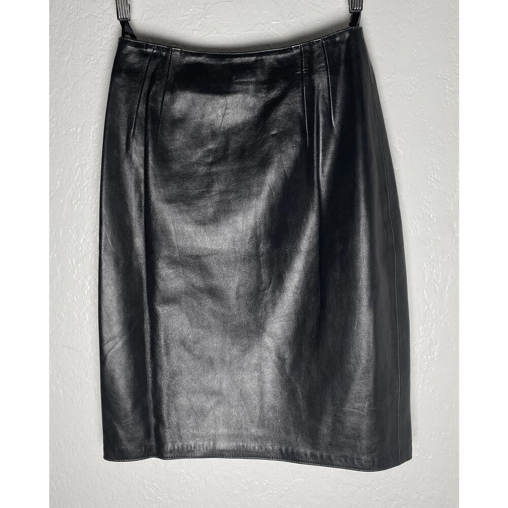 Vintage Women's Black‎ A Line Leather Midi Skirt Back Slit Lined Classic Neutral